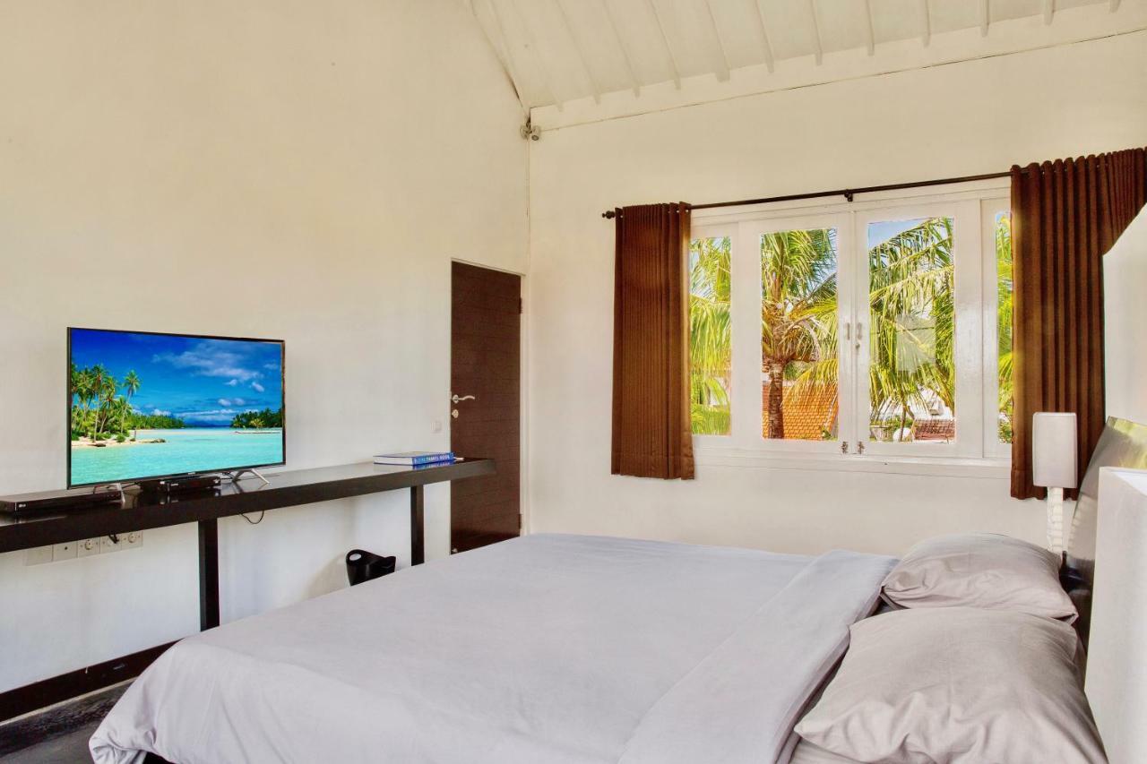 Villa Julia | Heart Of Seminyak | 350M Beach Kültér fotó